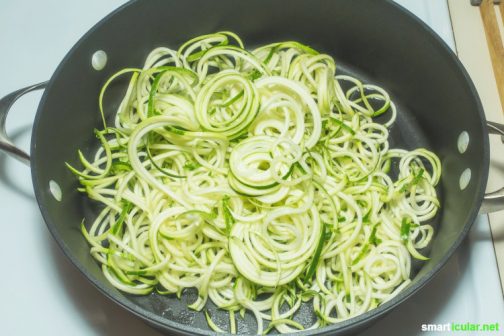 Zucchini-Spaghetti als gesunde und kalorienarme Pasta-Alternative